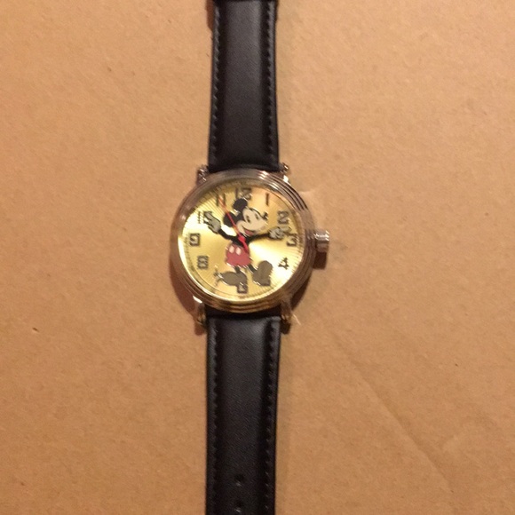 Mickey Mouse Disney watch, new, still wrapped - Picture 5 of 8